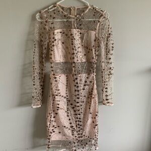 SOLD ELSEWHERE no longer available !Parisian dress size 6